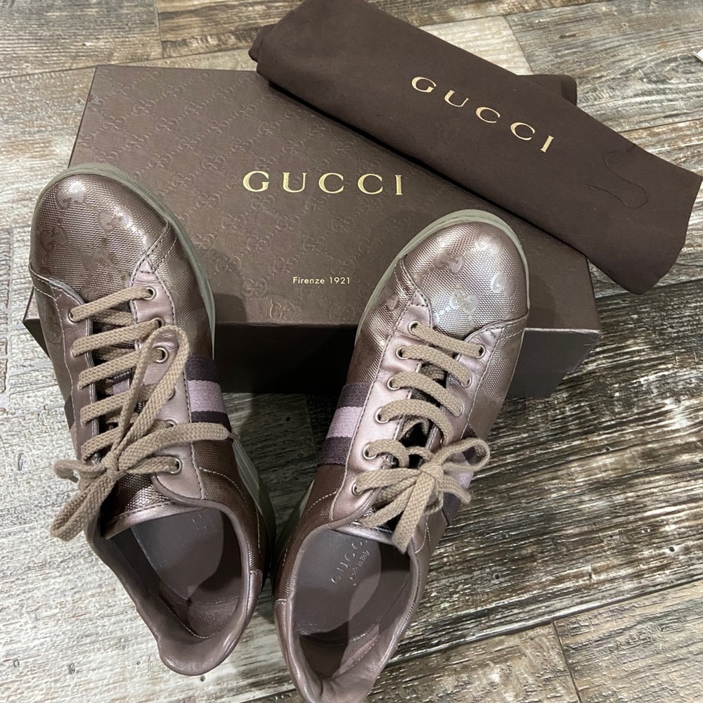 100%Authentic Gucci Shoe
